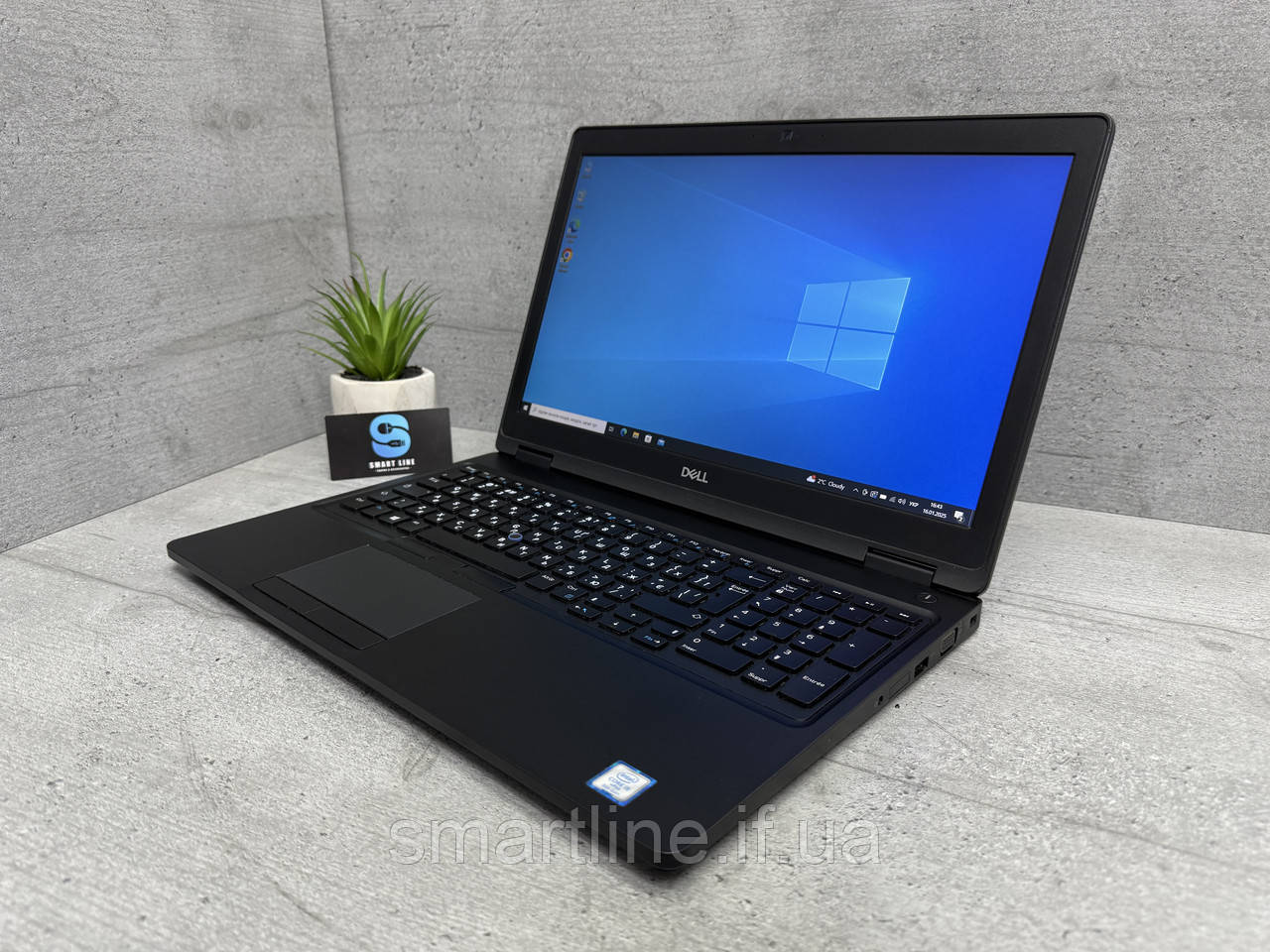 15.6" Стильний ноутбук Dell 5590 i5-8350u 8gb ddr4 256gb ssd