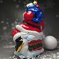 ялинкова іграшка ручної роботи та розпису Санта Клаус який сидить на димарі Snegka Poland, фото 5