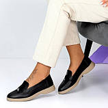 Лофери з простим дизайном та контрастною підошвою, фото 2