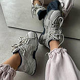 Жіночі кросівки світло-сірого кольору з масивною підошвою, фото 2