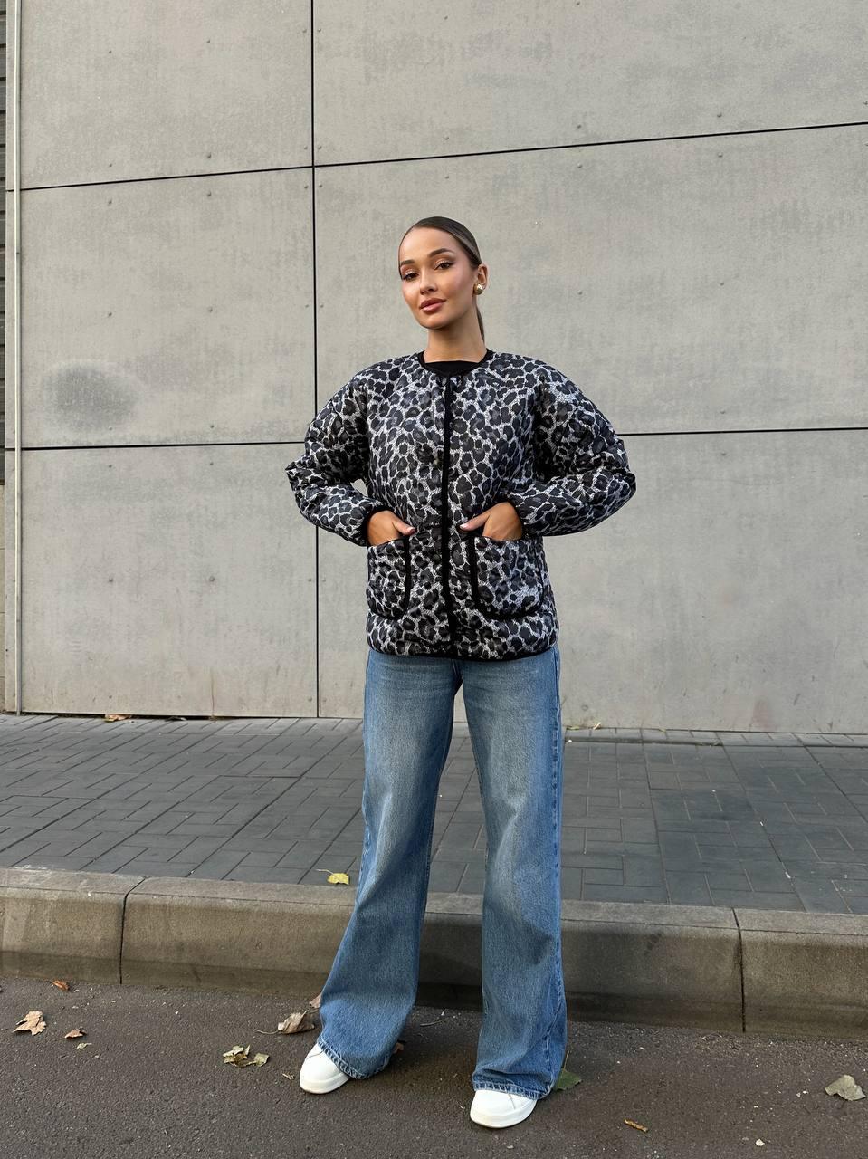 Куртка жіноча стьобана з непродувної плащівки у леопардовий принт (Норма), фото 1