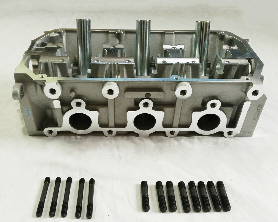 Головка блоку ціліндрів права, 24 клапана MATOMI HA1808 Паджеро 3.0 V6 6G72 MD307677