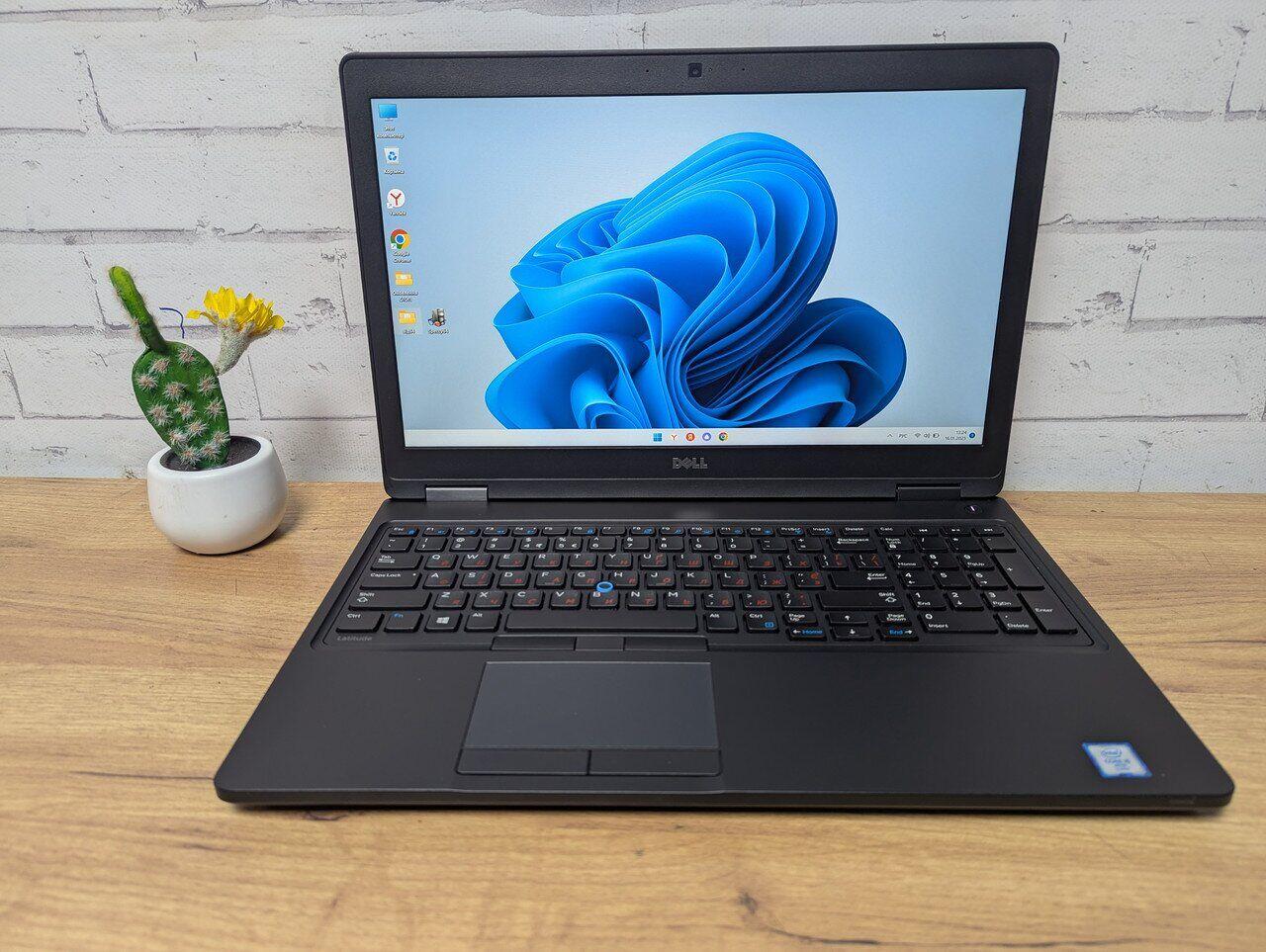 Б/в Ноутбук Dell Latitude 5580 15.6" 1920x1080| Core i5-6300U| 8 GB RAM| 256 GB SSD| HD 520