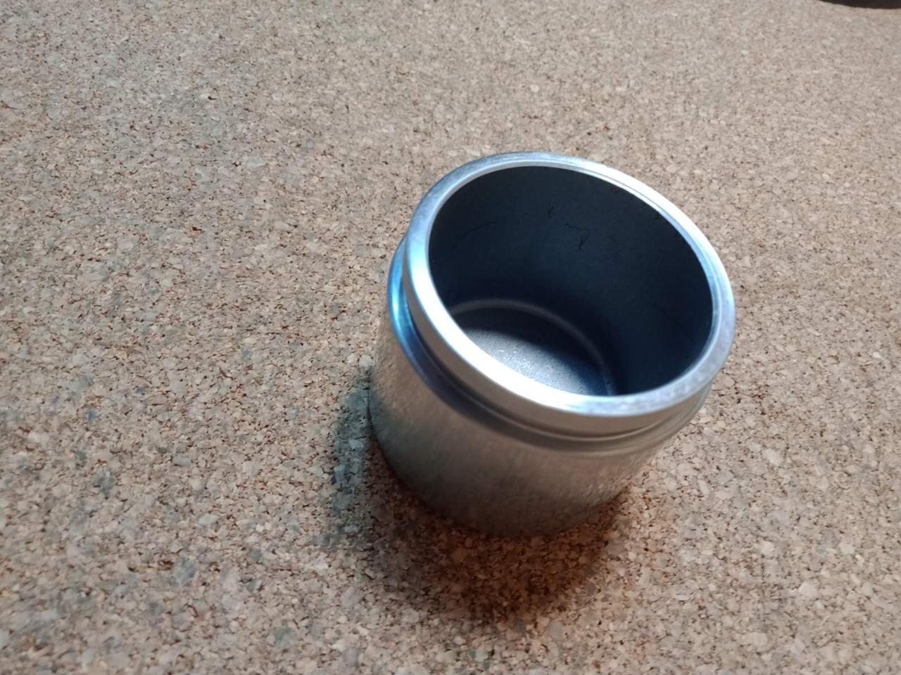 Поршень переднього гальмівного супорта BYD F3, Бид Ф3, Бід Ф3, фото 1