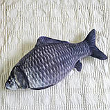 М'яка 3д іграшка подушка риба Карась 35-40 см темна, фото 2