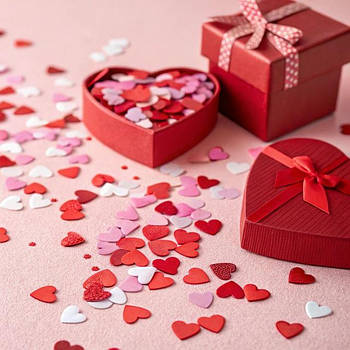 Конфетті до Дня Святого Валентина