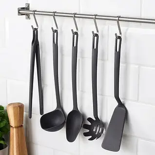 Ополоники, віночки та кухонні ложки IKEA