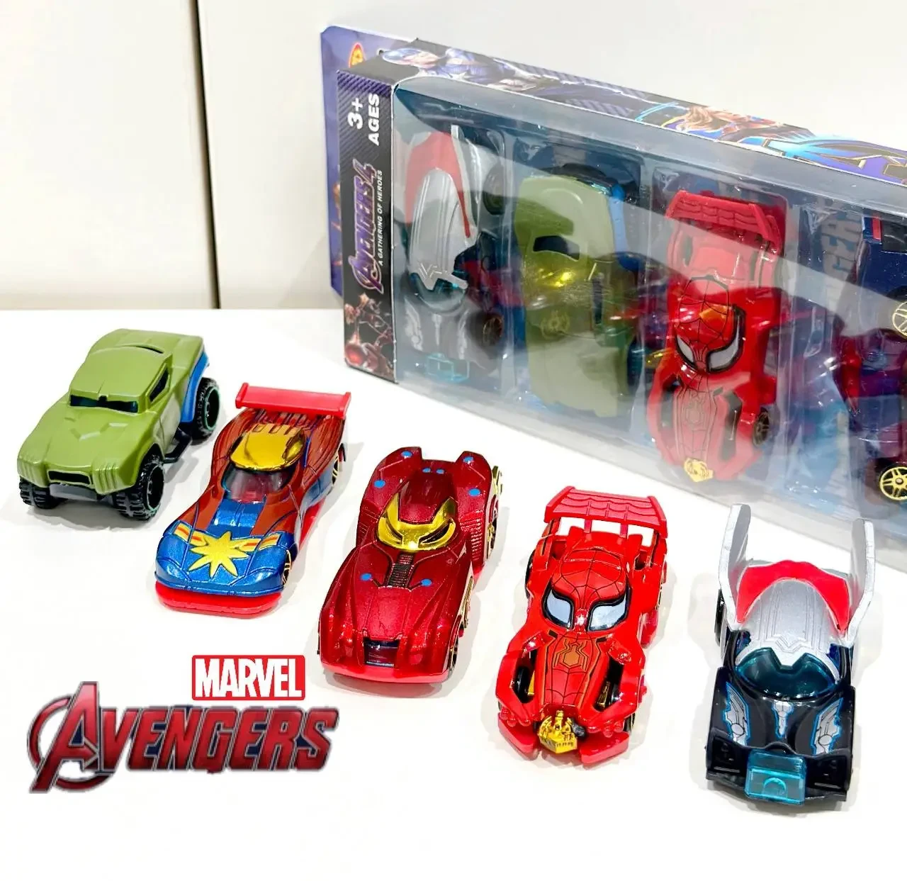 Набір іграшкових супер машинок герої MARVEL 5 шт в коробці 1386 avengers