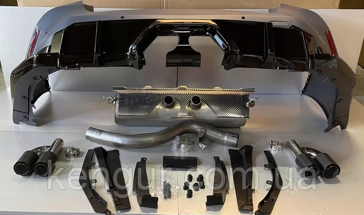 Задній бампер BMW G22 М4, вихлоп посередині, фото 1