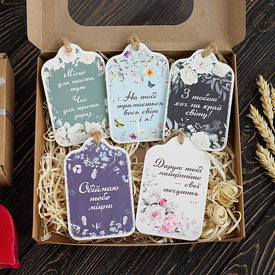 Набір "Вінтажні квіти" із 5 дерев’яних листівок у подарунковій коробці