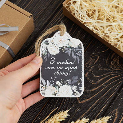 Дерев'яна листівка "Квіти" на на сірому фоні, розмір 10 х 6,5 см