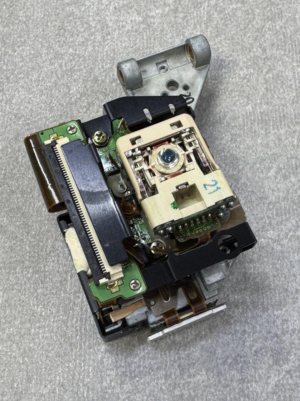 Оптична головка HOP-8151