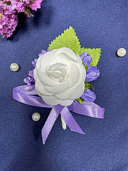 Весільна бутоньєрка для нареченого, свідків та гостей бузок. Бутоньєрка на весілля.