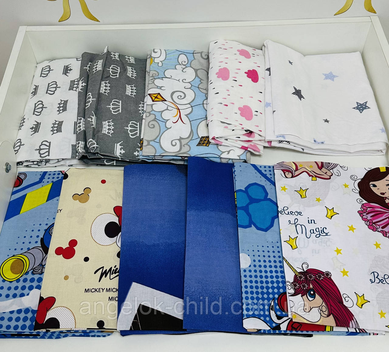 Простирадло в ліжечко, постільна білизна в дитяче ліжечко