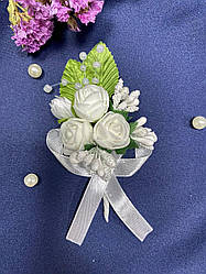 Весільна бутоньєрка для нареченого, свідків та гостей біла. Бутоньєрка на весілля.