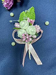 Весільна бутоньєрка для нареченого, свідків та гостей рожева. Бутоньєрка на весілля.