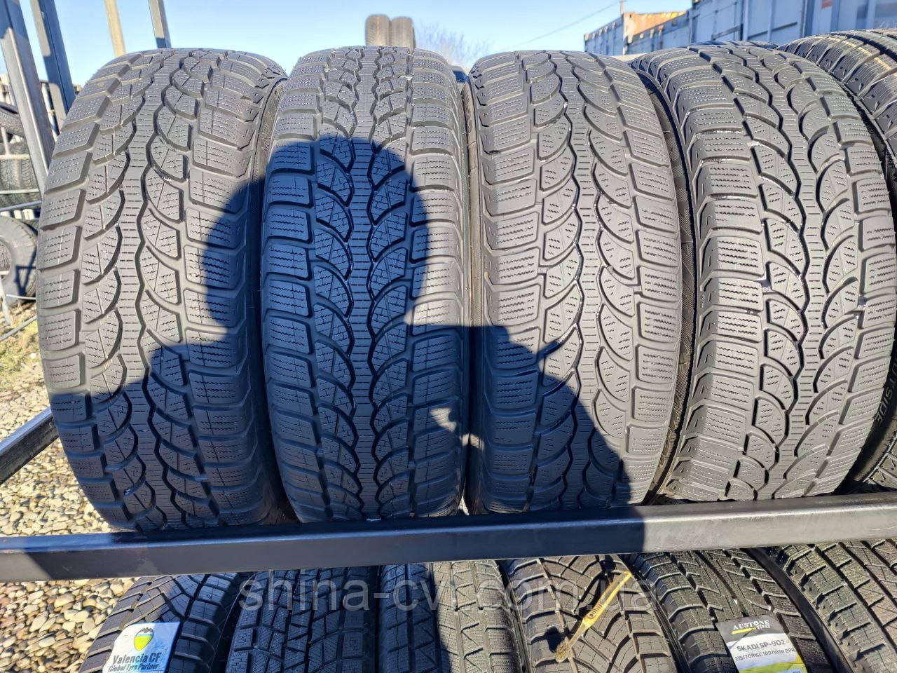 Зимові шини 185 60 r15 88T Bridgestone Blizzak LM-32