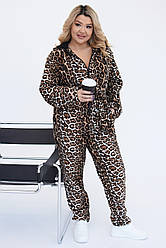 Модний теплий жіночий флісовий комбінезон з капюшоном в принт леопард з поясом, батал великі розміри