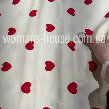 Тканина Кулір стрейч принт 180 см Туреччина 180 г/м2 Рулон від 23 кг в 1 кг ~ 2.6 м Серце на білому