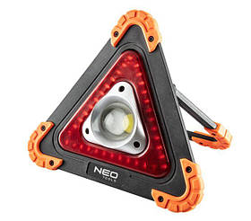 Neo Tools Прожектор на батарейках, трикутний, ААх4, 22x220x45мм , 800лм, 10Вт, 3 функції освітлення,