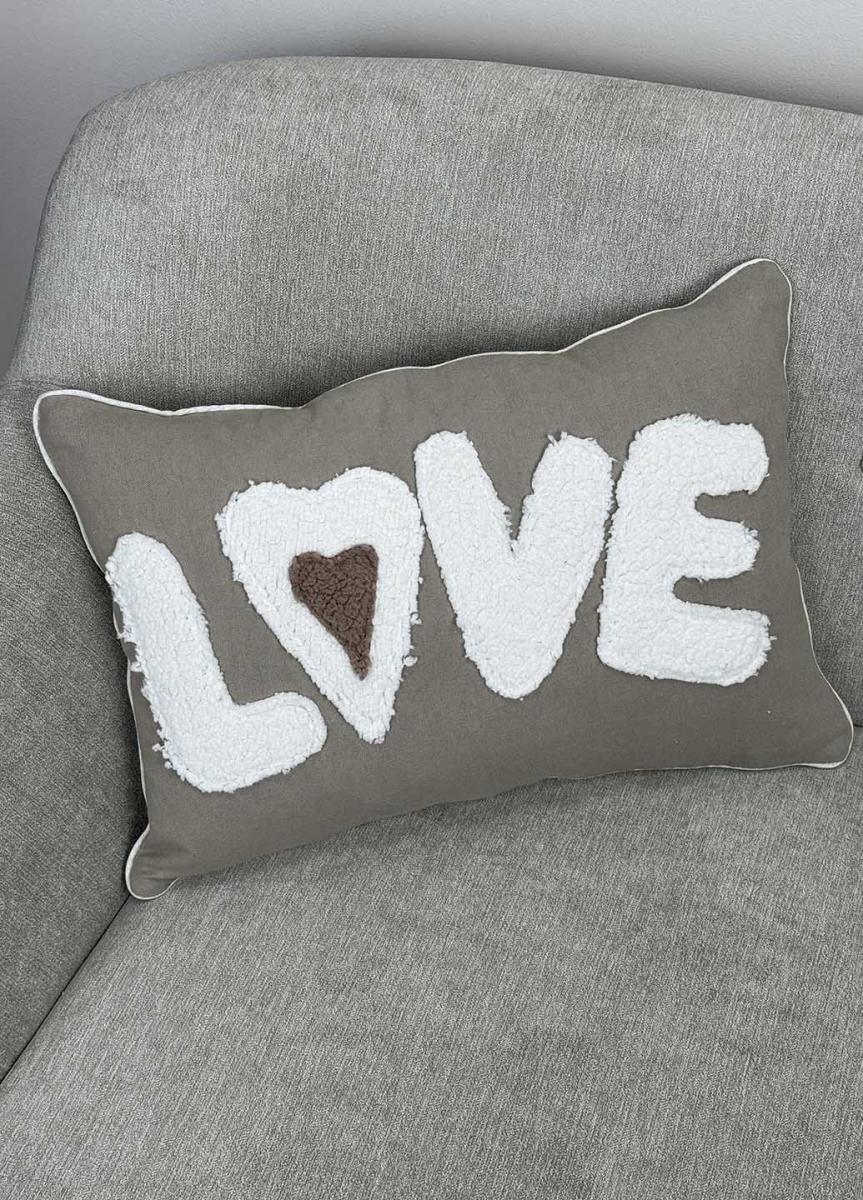 Подушка декоративная Love ТМ ПРОВАНС