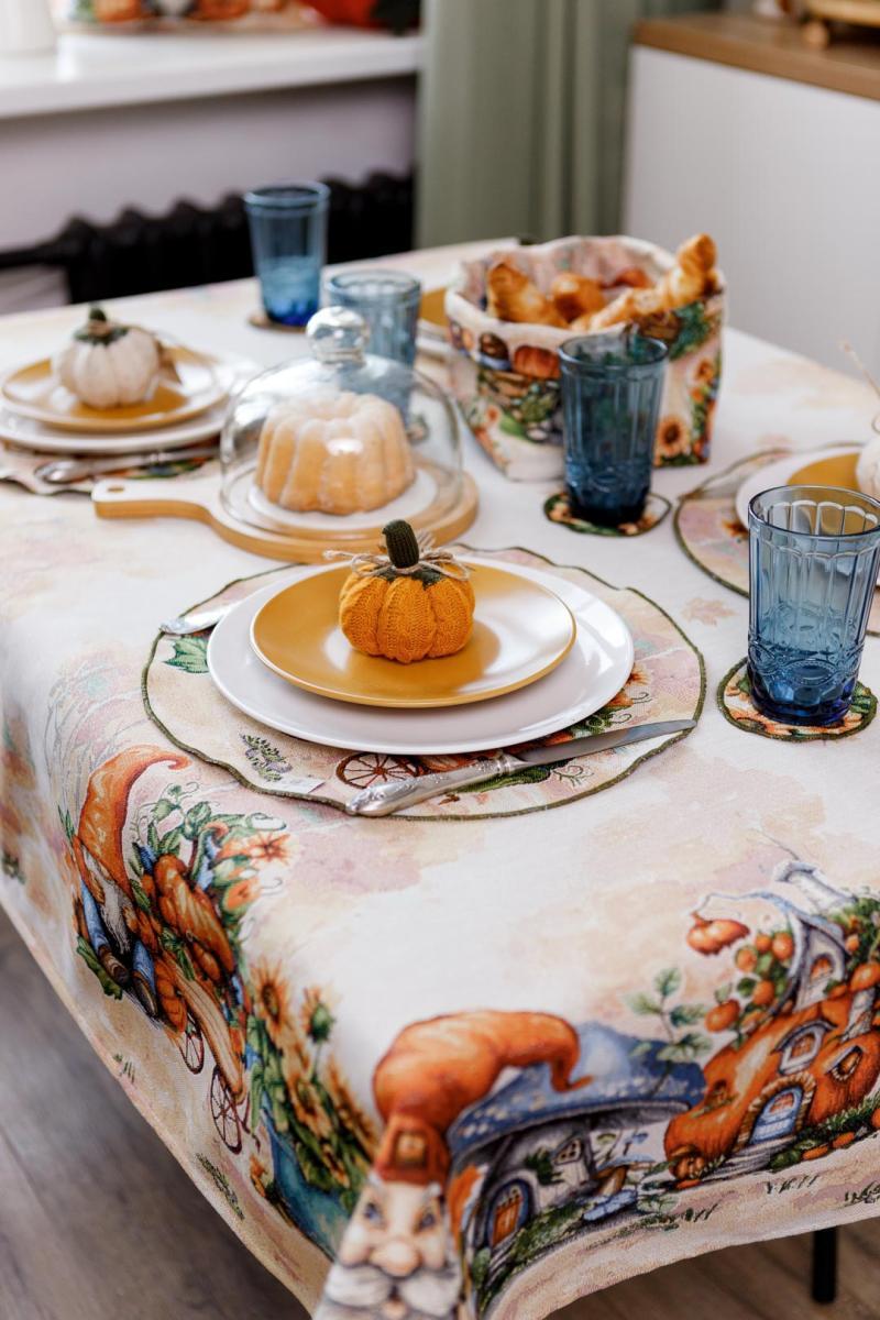 Гобеленова скатертина на стіл Гарбузові гноми ТМ ПРОВАНС, фото 1