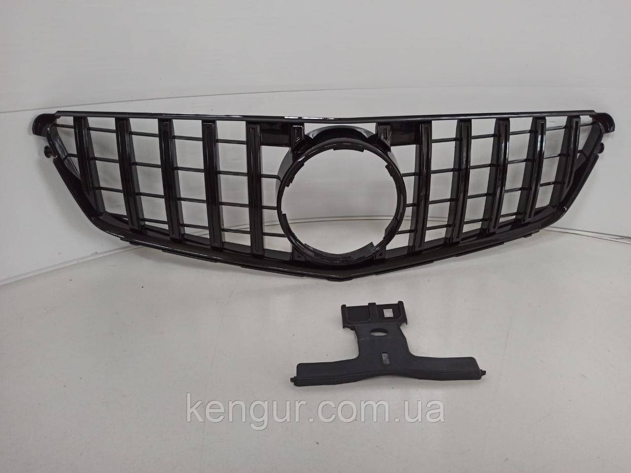 Решітка радіатора на Mercedes-Benz C-class W204 2006-2013 GT black, фото 1