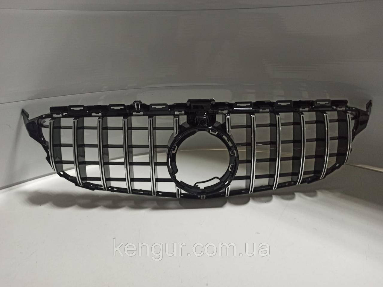 Решітка радіатора на Mercedes C-class W205 2019+ GT chrome black (camera)