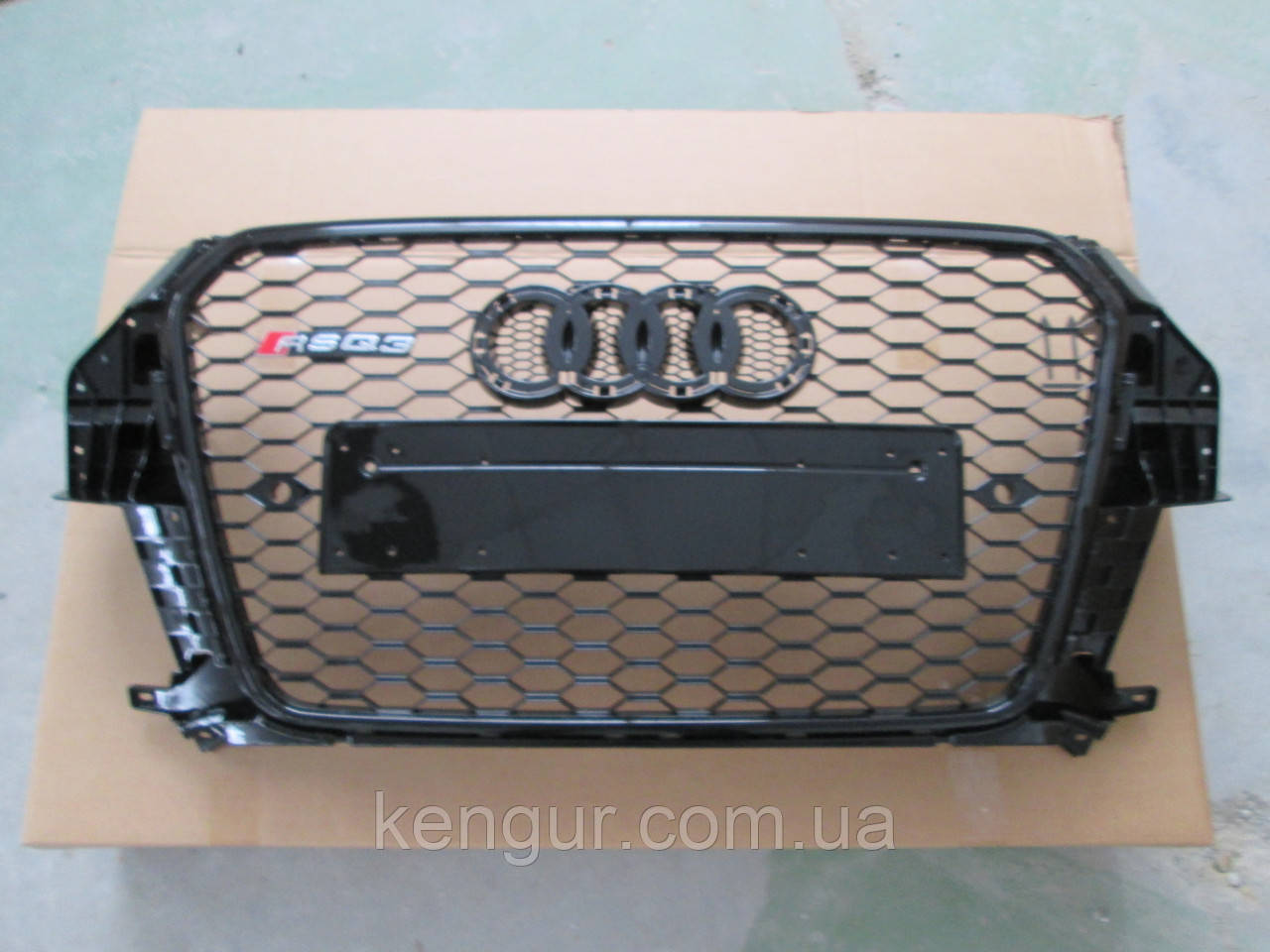 Решітка радіатора, стиль RSQ3 (чорна окантовка, чорна сітка) Audi Q3 2011-2014