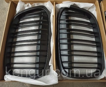 Решітка радіатора (чорний мат) на BMW X1 F48 (2019+) LCI, фото 1