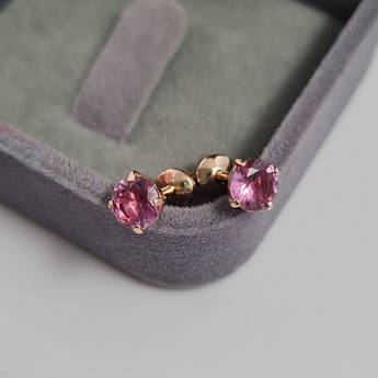 Сережки вкрутки золоті з рожевими круглими аметистами