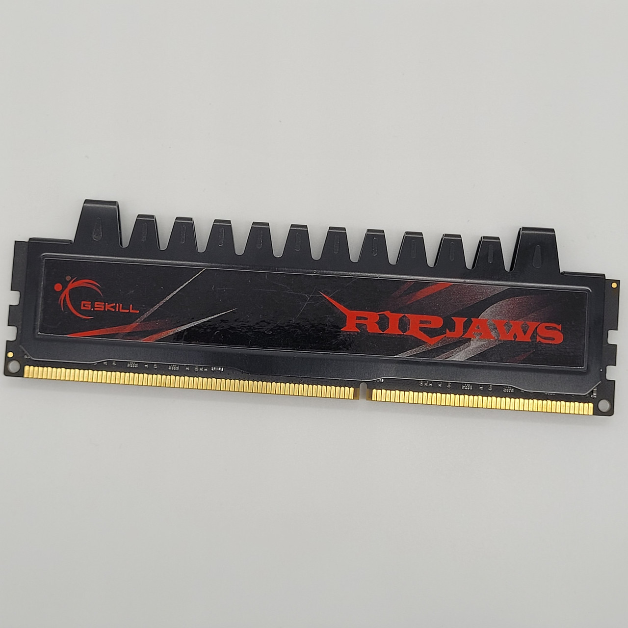 Оперативна пам'ять G.Skill Ripjaws DDR3 4Gb 1333MHz PC3-10666U CL7 2R8 (F3-10666CL7D-8GBRH) Б/В