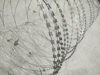 Бар'єрний рубіж спіральний "KRONOR" типу "Єгоза"