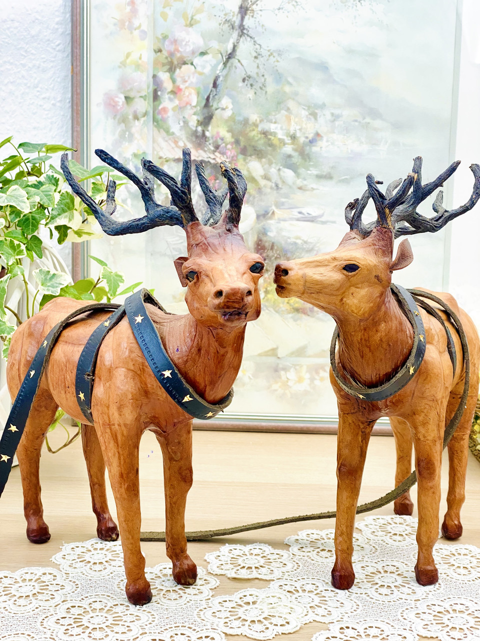 Вінтажні фігури оленів ручної роботи зі шкіри, Німеччина, 70-х років, фото 1