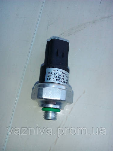 Датчик давления кондиционера HFC-R134a, цена 918 грн — Prom.ua (ID ...