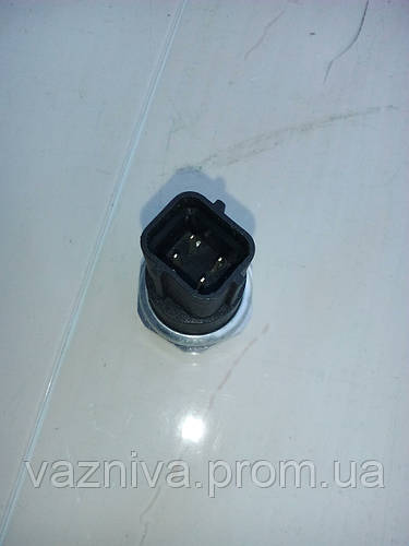 Датчик давления кондиционера HFC-R134a, цена 918 грн — Prom.ua (ID ...