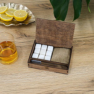 Набір каменів сапфіровий білий 20*20 мм 9 шт для охолодження віскі в подарунковій коробці Гранд Презент SoapStone-White-9