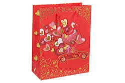 Подарунковий пакет машина з подарунками та серцями 23х18х8см