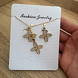 Набір аксесуарів сумочка хустинка окуляри годинник гаманець парфуми помада сережки підвіска на шию в кор 54*6*38см (S4), фото 9