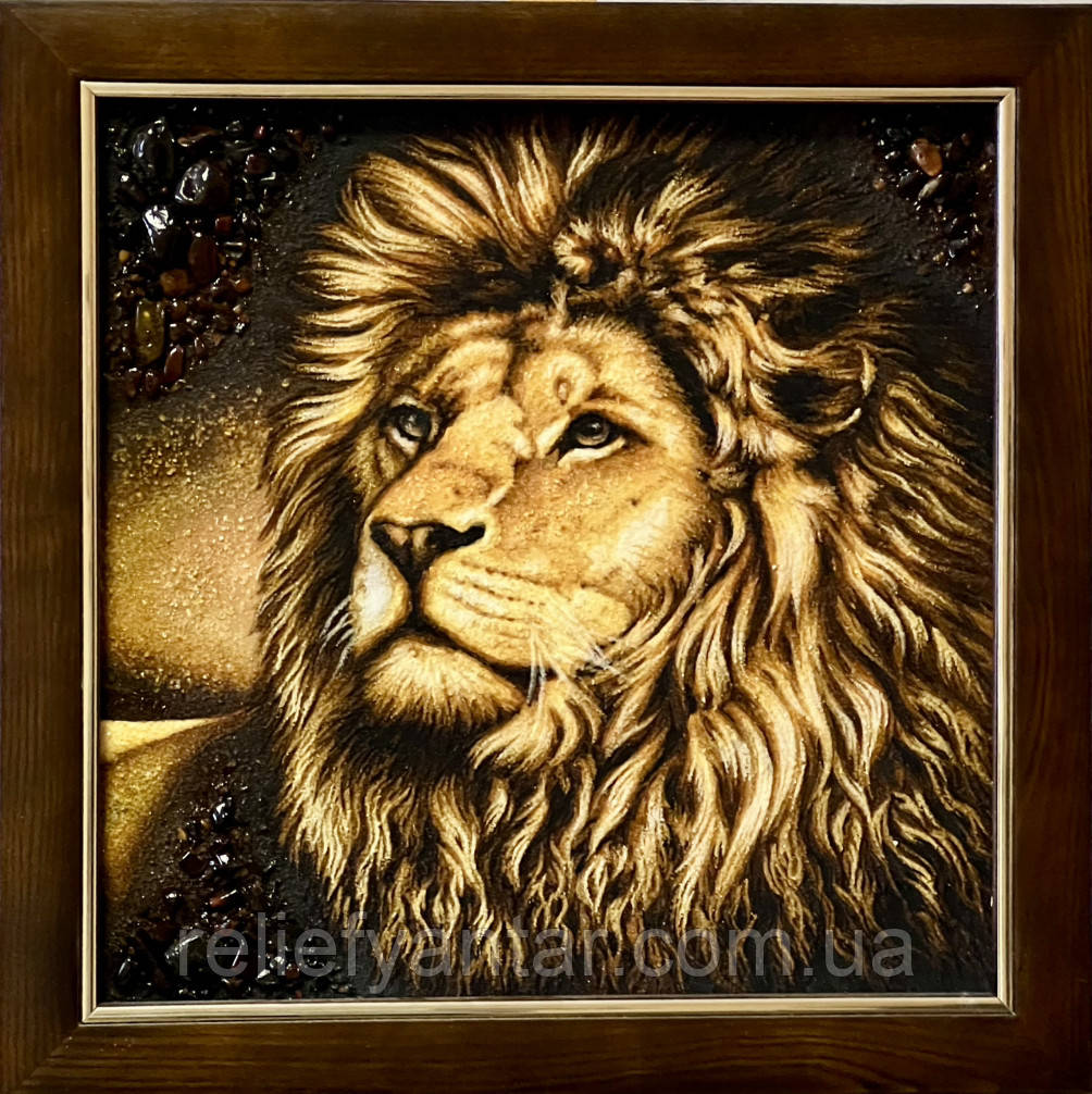 Картина з янтаря " Лев " 40x40 см