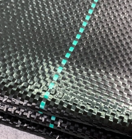 Агротканина Growtex 100г/м.кв для мульчування грядок і захисту від бур'янів 1.7м х 50м Чорна, фото 1