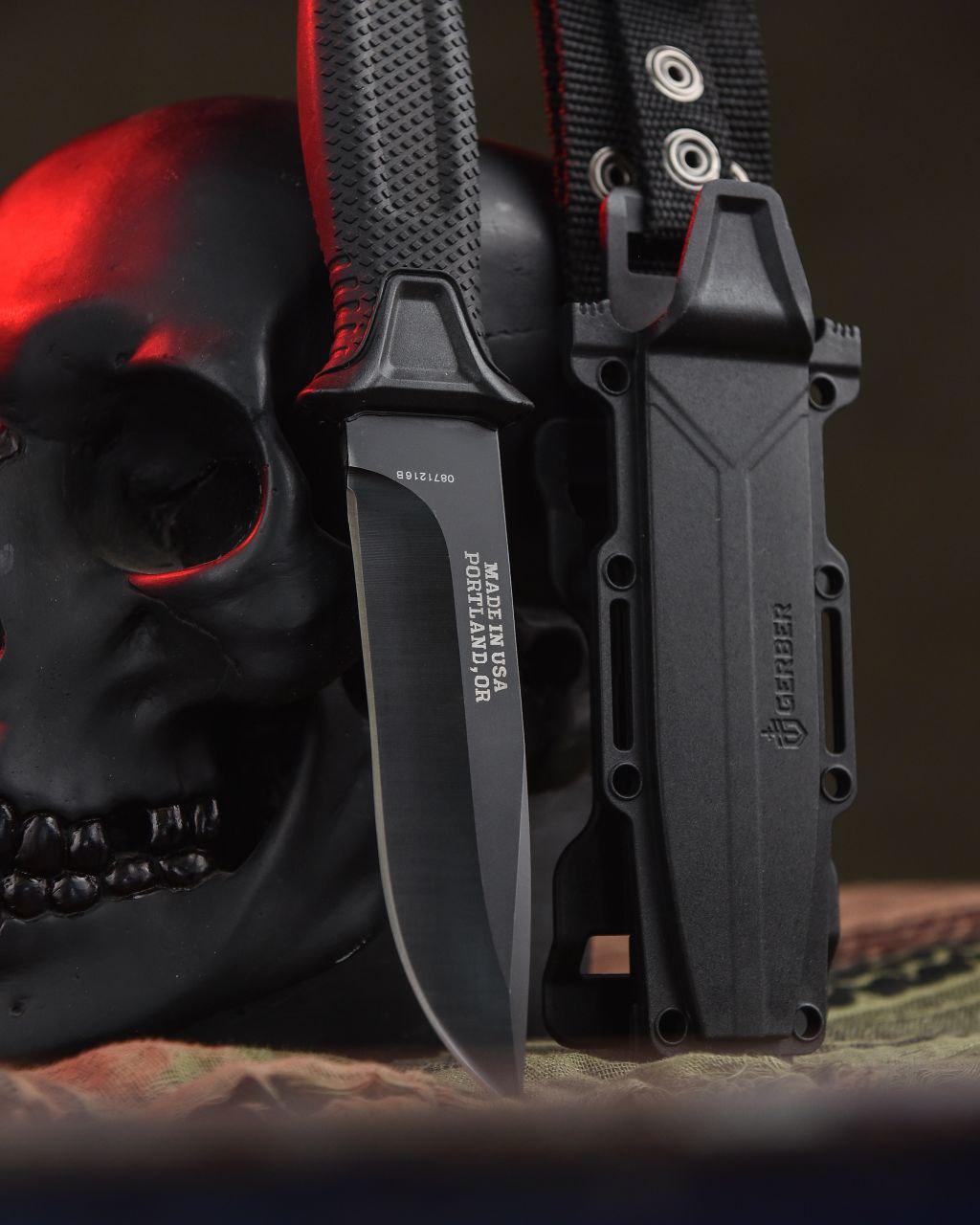 Фірмовий ніж Gerber Strongarm Fixed Blade Black