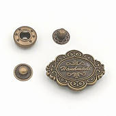 Декоративні пришивні кнопки для одягу