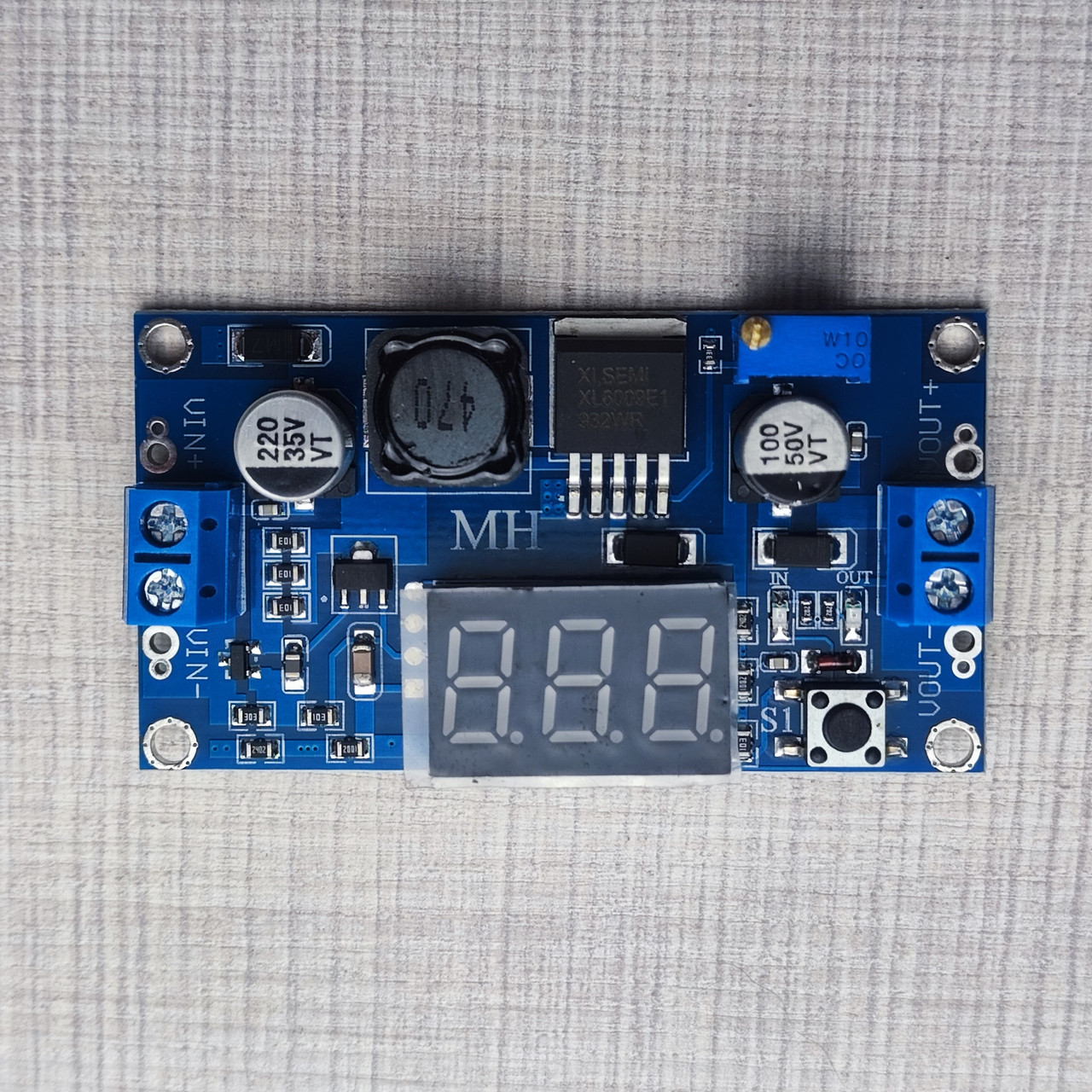 Перетворювач DC-DC підвищ. Step Up XL6009 3А LED 3-32V до 5-40V 65х39х15мм