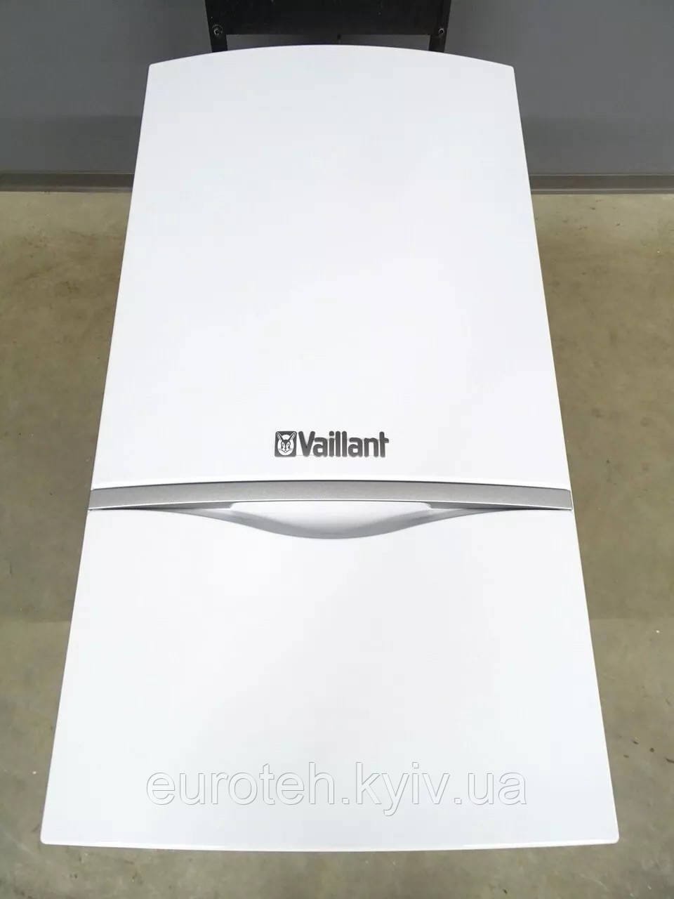 Газовий котел VAILLANT T8 TurboTec - 24 kw двоконтурний настінний турбований 24 кВт