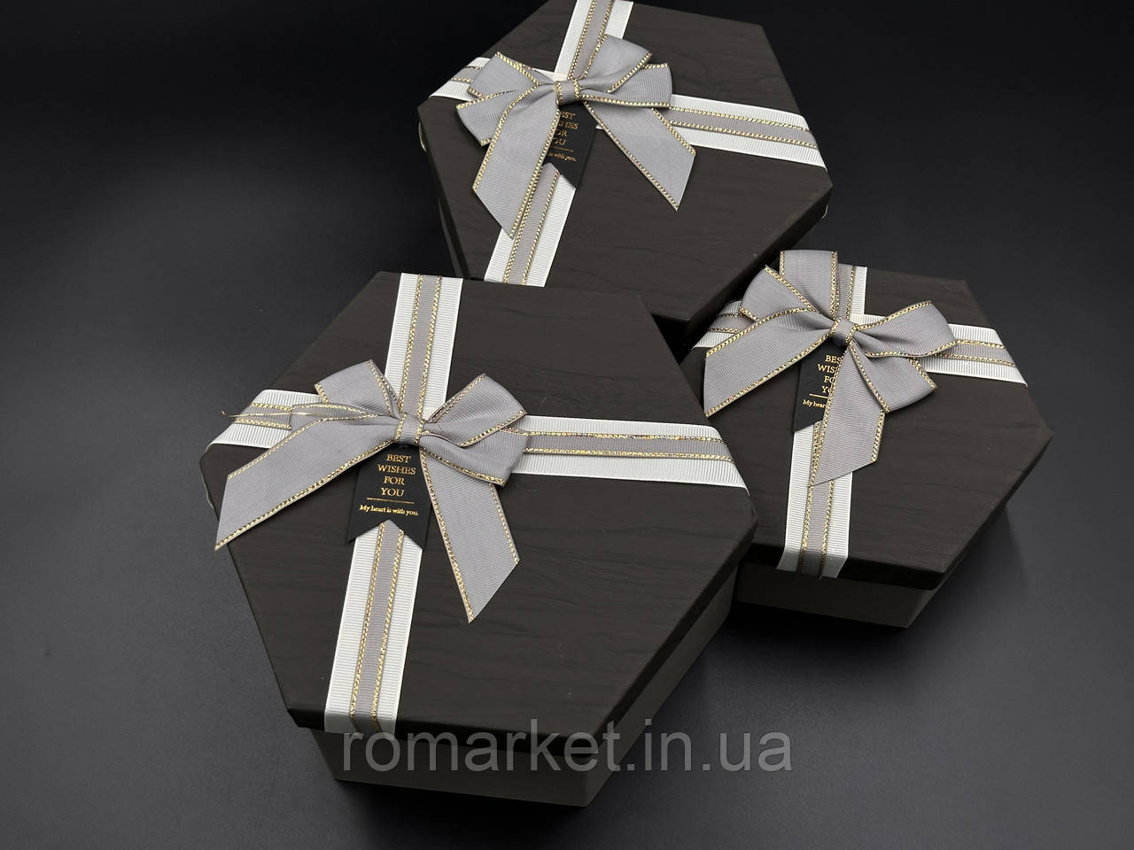 Коробка подарункова шестикутна з бантиком. 3шт/комплект. Колір чорний. 19х10см