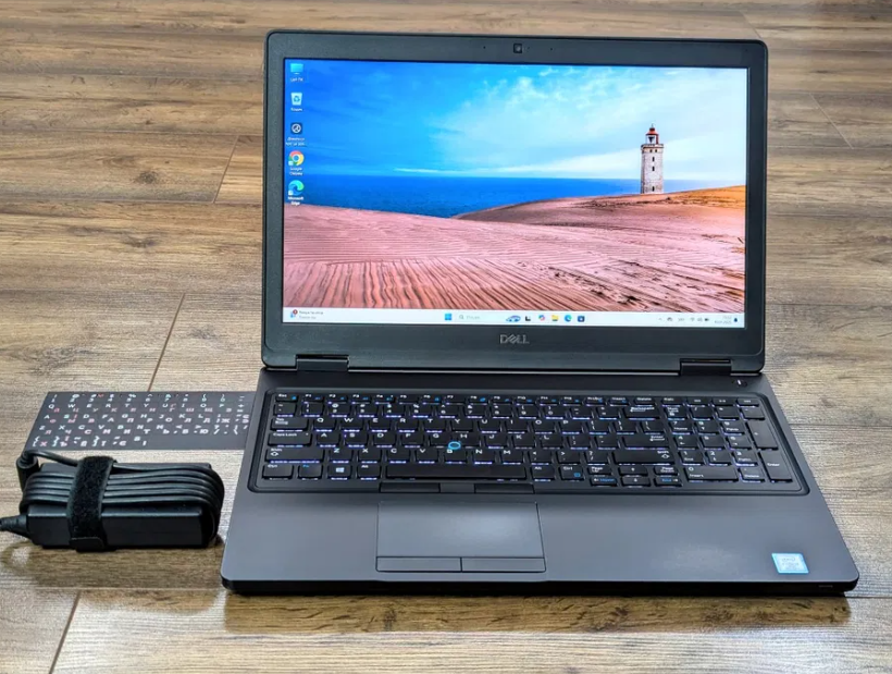 Б/в Ультрабук Б-клас Dell Latitude 5590 15.6" 1920x1080| Core i5-8350U| 8 GB RAM| 128 GB SSD| UHD 620