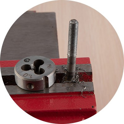 Набір мітчиків та плашок 32 од. INTERTOOL SD-8032 Набір мітчиків та плашок 32 од. INTERTOOL SD-8032