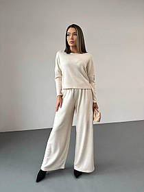 Теплий жіночій ангоровий костюм