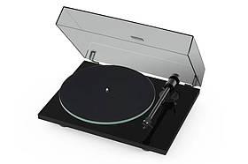 Pro-Ject T1 EVO Phono OM10 Piano